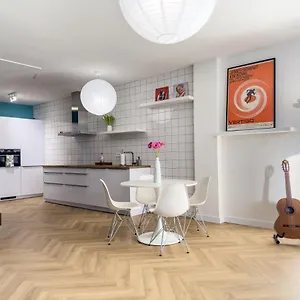 Rotterdam's Coolest Appartement Rotterdam